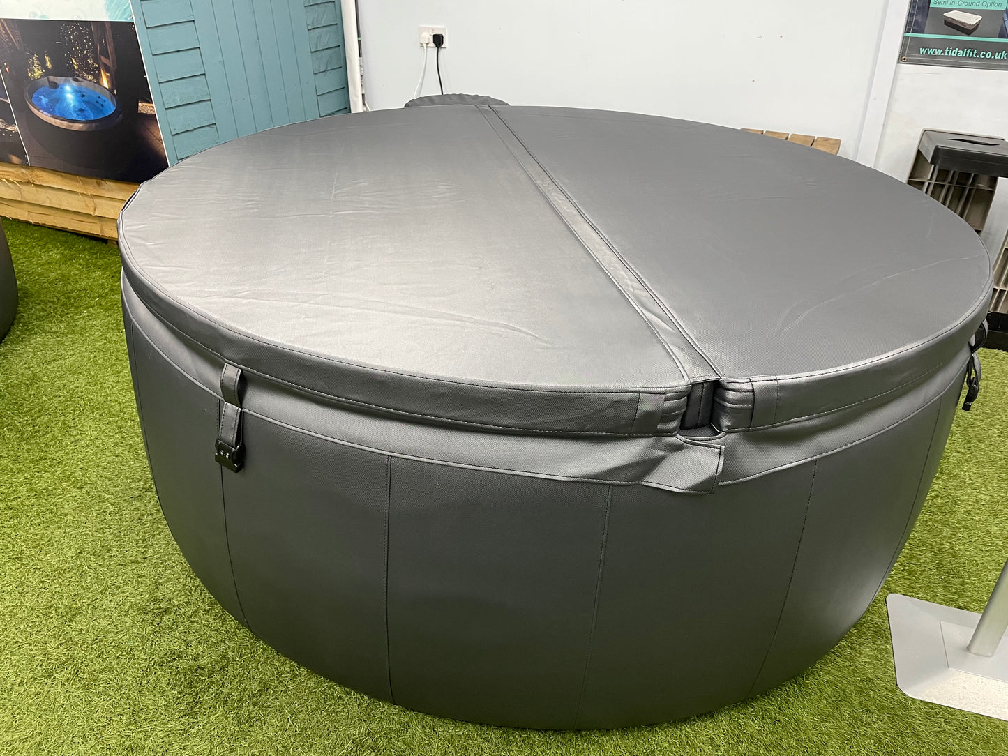 Refurbished Softub T300 Resort 5/6 Person in Graphite with Pearl Interior